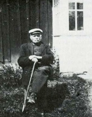 Fil:Västergötland-Norra Björke-KalleGlader.jpg