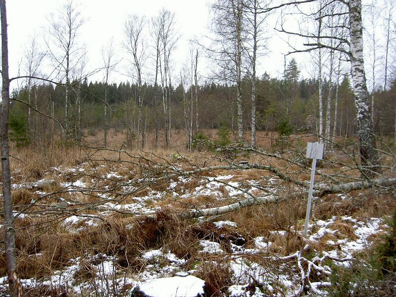 Fil:Östergötland-Åsbo-Lindstugan (Lindhult) vy.jpg