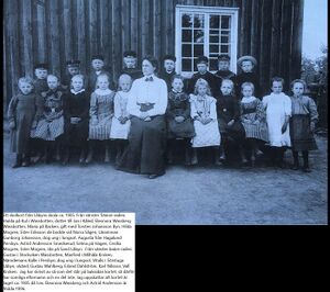 Dalsland- Mo-LåbynsSkola1905 inkl namn.jpg