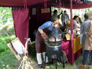 Dalaborg 700 år 6 juni 2004-22.jpg