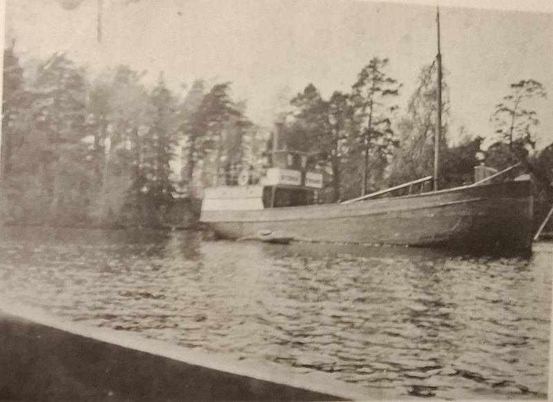 Fil:Dalsland-Fröskog-Ångaren.png