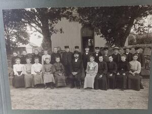 Dalsland-Mo-Konfirmander1906.jpg