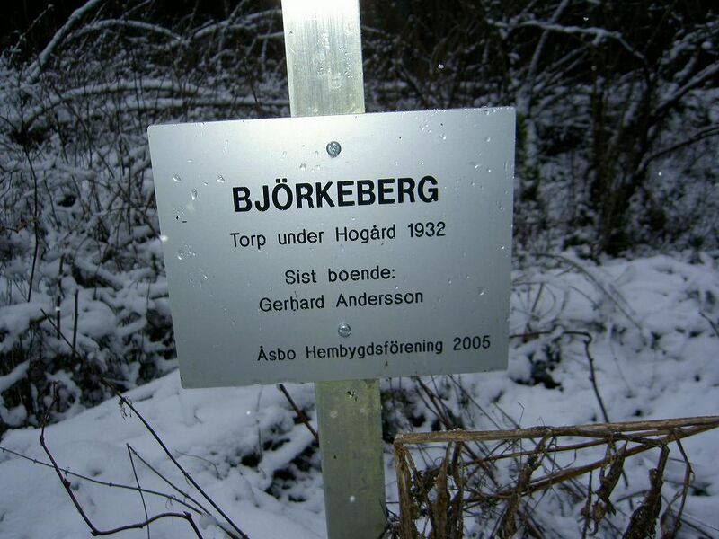 Fil:Östergötland-Åsbo-Björkeberg torpmärkning.jpg