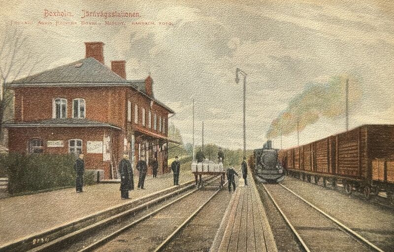 Fil:Östergötland-Åsbo-Boxholm Järnvägsstation 2.jpg