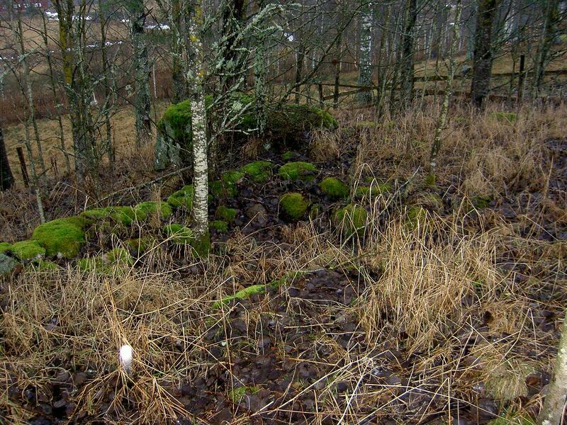 Fil:Östergötland-Åsbo-Bygget 2 (Sanden)-mur.jpg