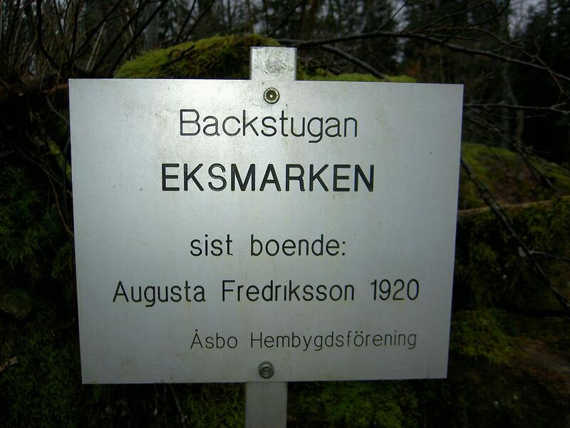 Fil:Östergötland-Åsbo-Eksmarken-skylt-08.jpg