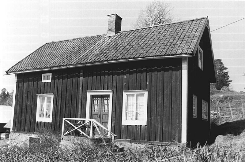 Fil:Östergötland-Åsbo-Kårarp Skolan.jpg