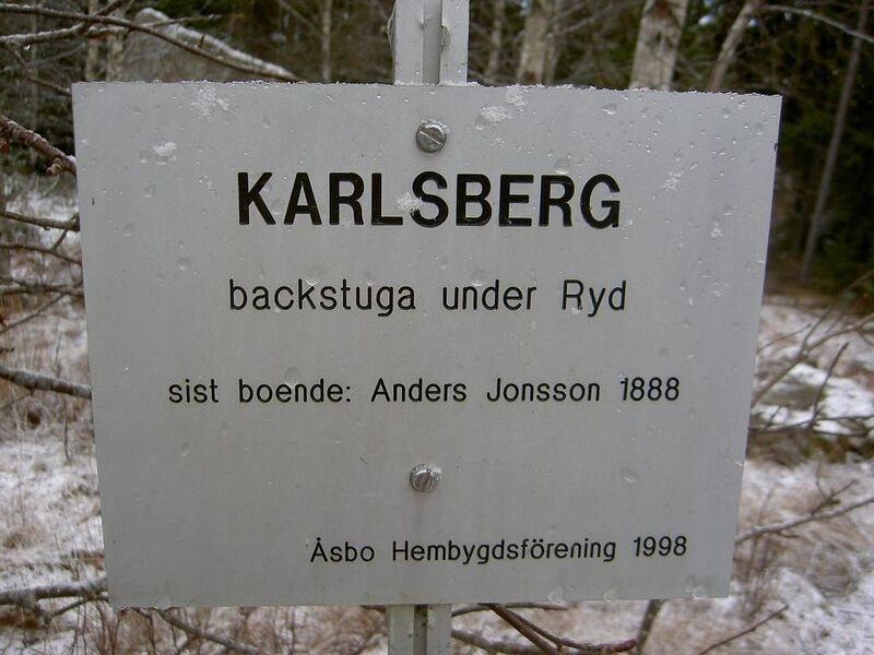 Fil:Östergötland-Åsbo-Karlsberg (Ryd) torpmärkning.jpg