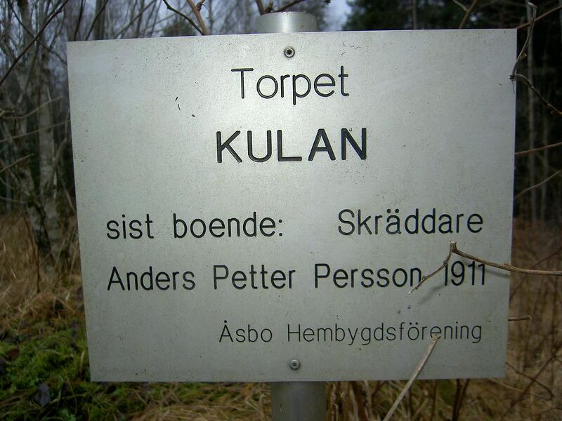 Fil:Östergötland-Åsbo-Kulan (Kvarnkulla) torpmärkning.jpg