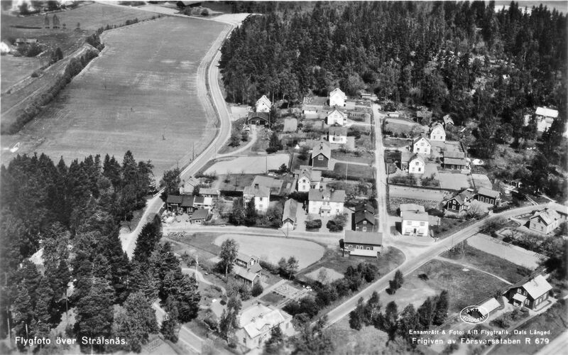 Fil:Östergötland-Åsbo-Strålsnäs-Flygfoto-1955.jpg
