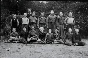 Dalsland-Ånimskog-(PS)Okänd skolklass ÅS09017.jpg