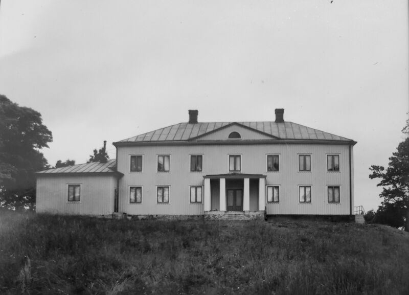 Fil:Dalsland-Ånimskog-Henriksholm-från-öster.jpg