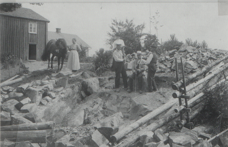 Fil:Dalsland-Ånimskog-Ressbyn Jordkällarbygge.png