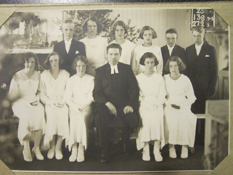 Fil:Dalsland-Mo-Konfirmander1935.jpg