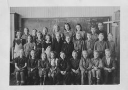 Elever Korsbyns Folkskola, 30 november 1942.
